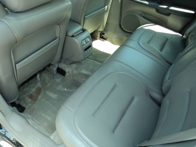 2000 Cadillac Deville Base