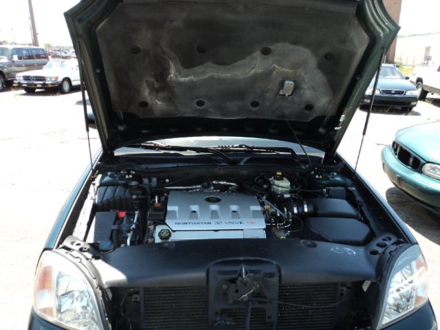 2000 Cadillac Deville Base