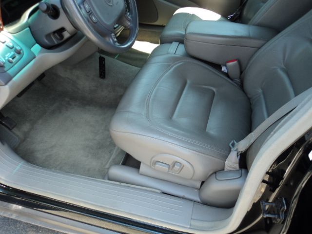 2000 Cadillac Deville Base