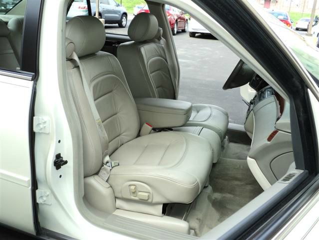 2001 Cadillac Deville Base