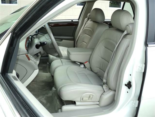 2001 Cadillac Deville Base