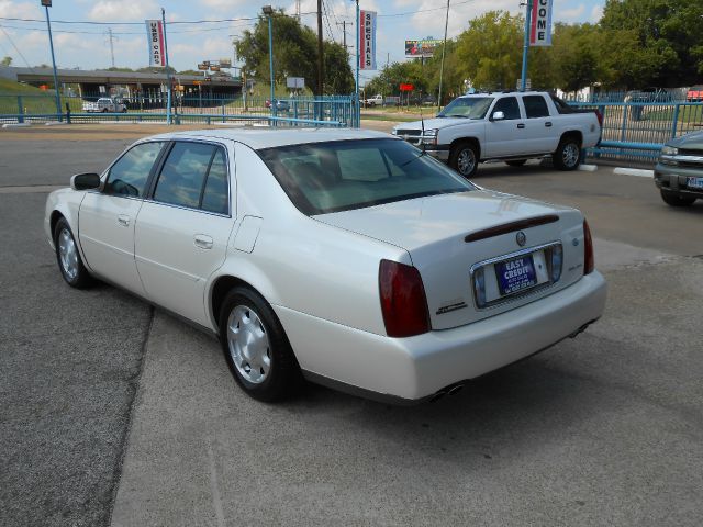 2001 Cadillac Deville Base