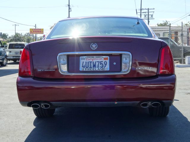 2001 Cadillac Deville Base