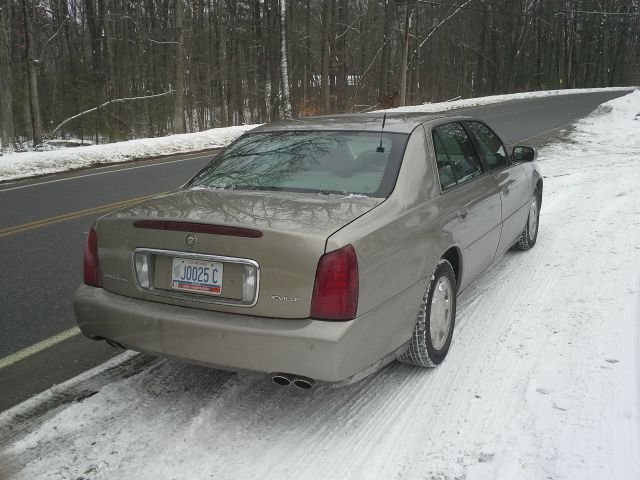 2001 Cadillac Deville Base