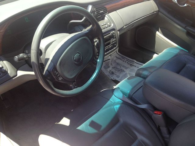 2001 Cadillac Deville Base