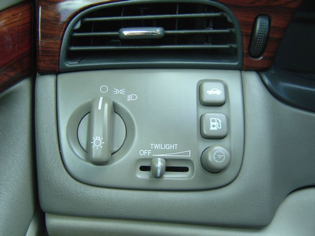 2001 Cadillac Deville Unknown