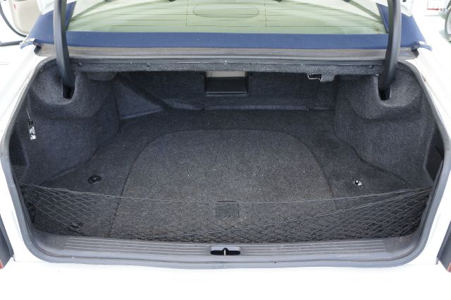 2001 Cadillac Deville Base