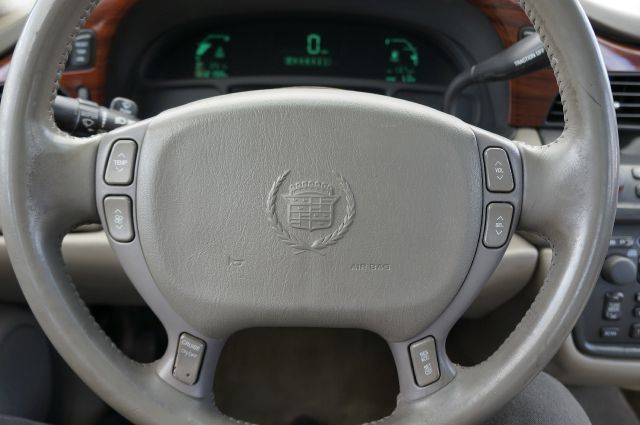 2001 Cadillac Deville Base