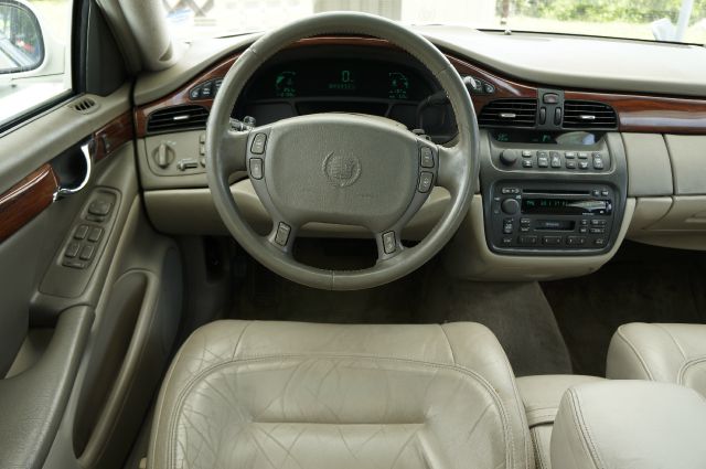 2001 Cadillac Deville Base
