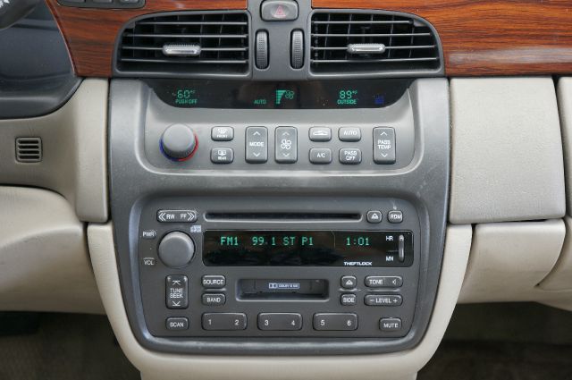 2001 Cadillac Deville Base