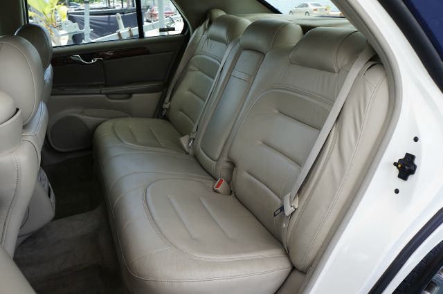 2001 Cadillac Deville Base