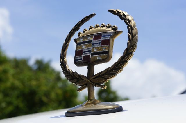 2001 Cadillac Deville Base