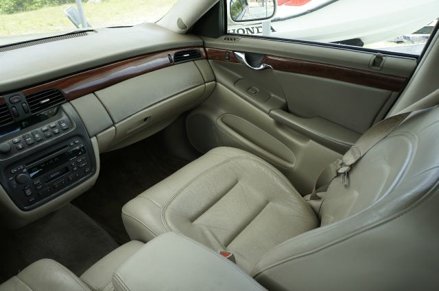 2001 Cadillac Deville Base