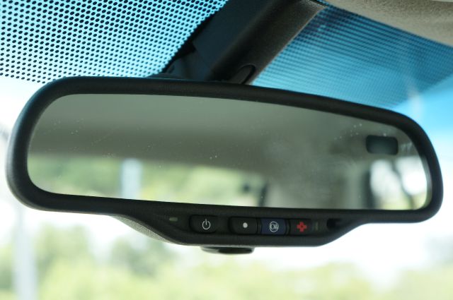 2001 Cadillac Deville Base