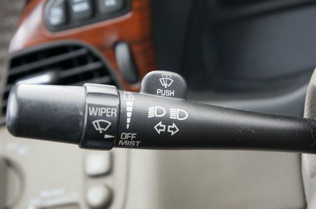 2001 Cadillac Deville Base