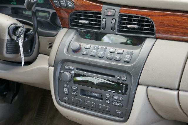 2001 Cadillac Deville Base