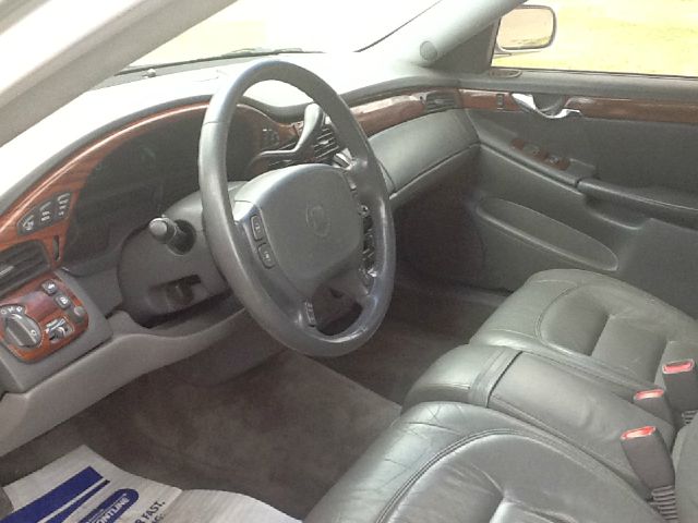 2001 Cadillac Deville Base