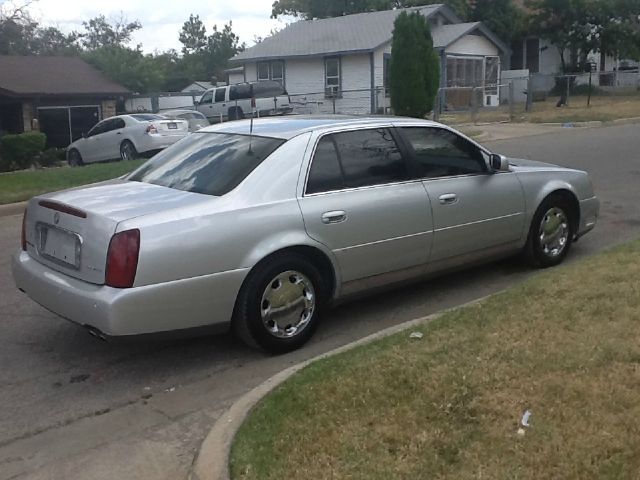 2001 Cadillac Deville Base
