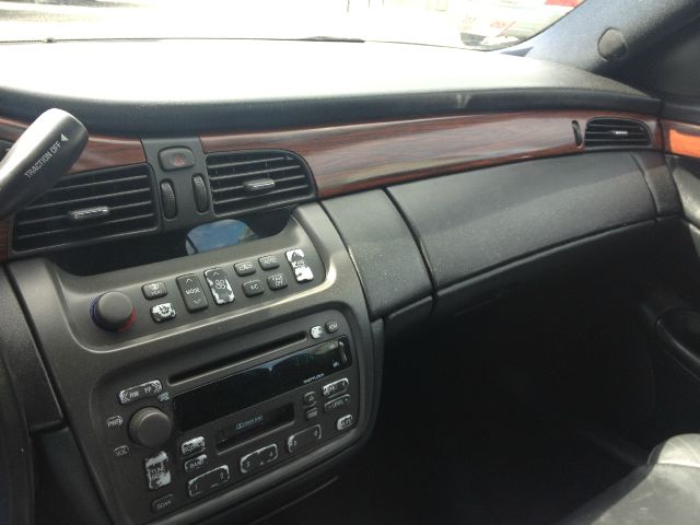 2001 Cadillac Deville Base