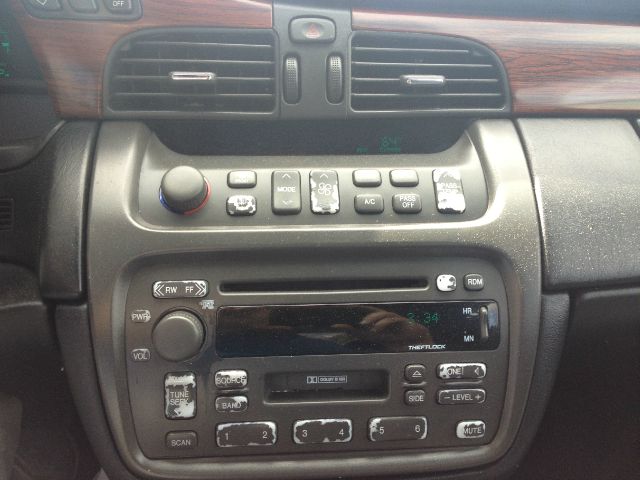 2001 Cadillac Deville Base