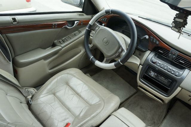 2001 Cadillac Deville Base