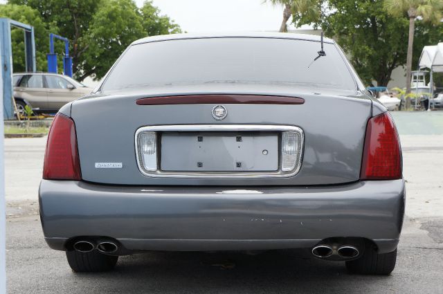 2001 Cadillac Deville Base