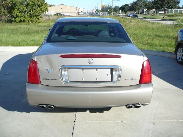 2001 Cadillac Deville Base