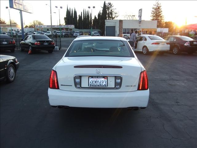 2002 Cadillac Deville Base
