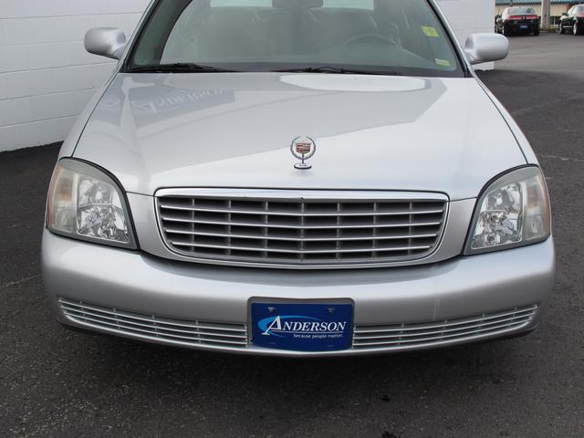 2003 Cadillac Deville Base