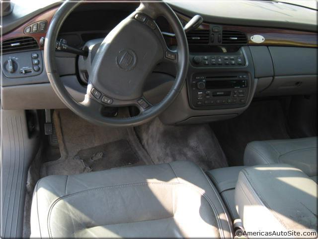 2003 Cadillac Deville Base