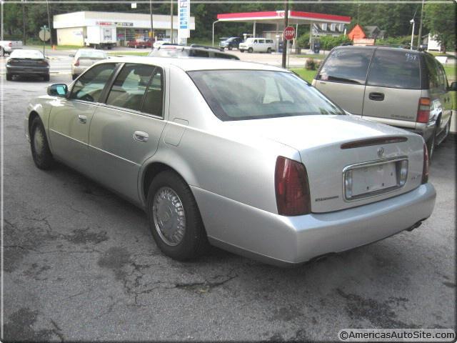 2003 Cadillac Deville Base