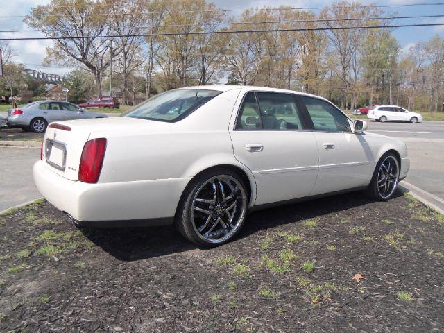 2003 Cadillac Deville Base