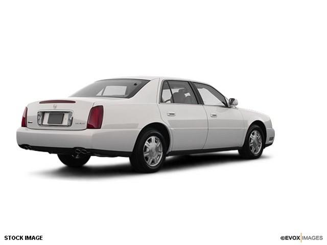 2004 Cadillac Deville Base