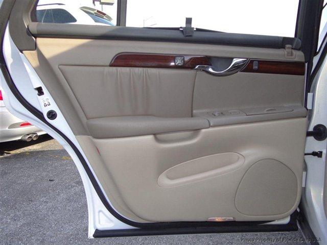 2004 Cadillac Deville 4dr 112 WB