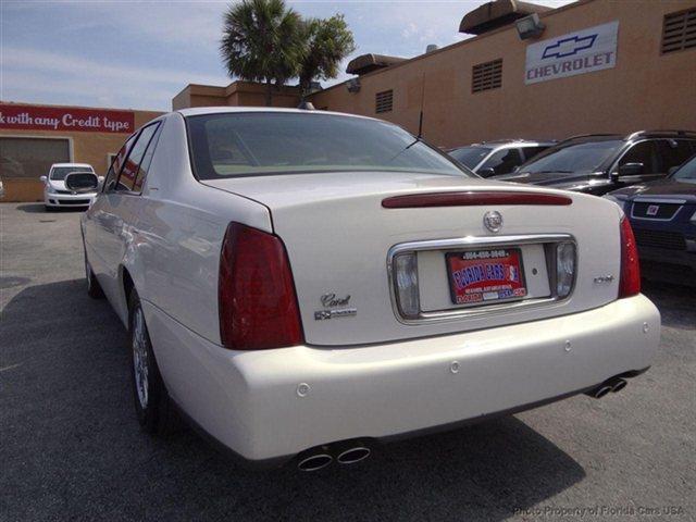 2004 Cadillac Deville 4dr 112 WB