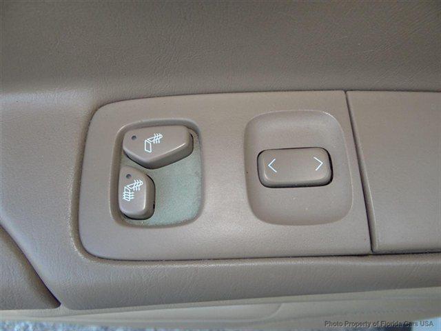 2004 Cadillac Deville 4dr 112 WB