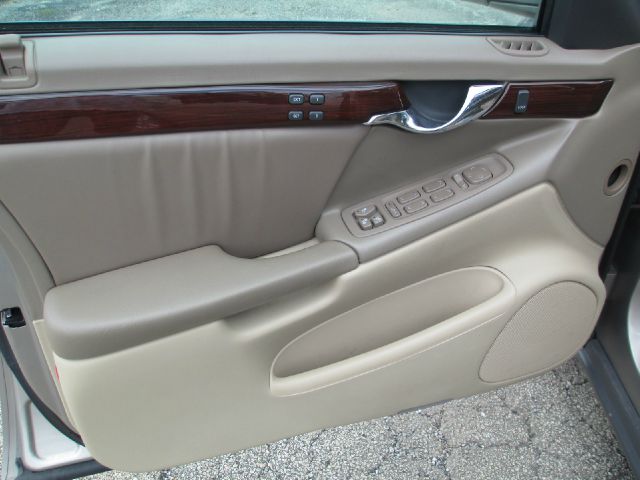 2004 Cadillac Deville Pickup
