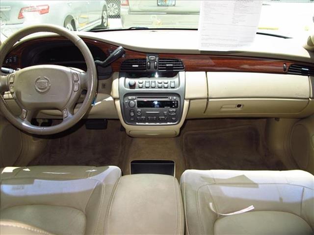 2005 Cadillac Deville SE Sedan