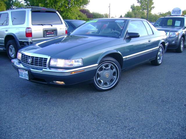 1992 Cadillac Eldorado 5DR 7-pass VAN I4 FWD