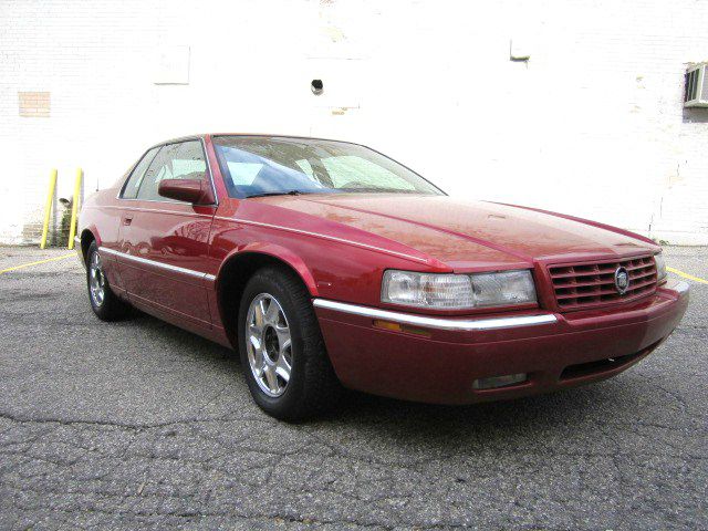 1995 Cadillac Eldorado 5DR 7-pass VAN I4 FWD