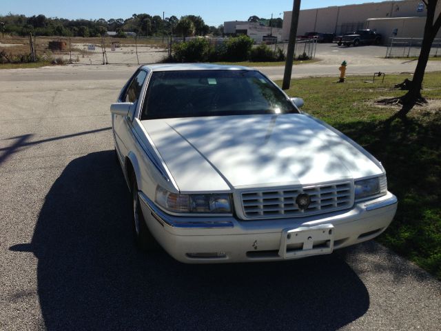 1995 Cadillac Eldorado 5DR 7-pass VAN I4 FWD