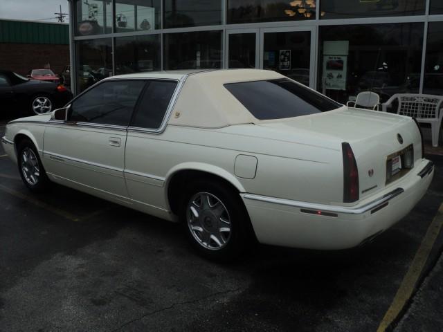 1997 Cadillac Eldorado Base