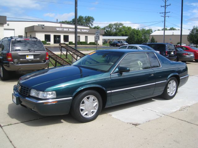 1997 Cadillac Eldorado 5DR 7-pass VAN I4 FWD