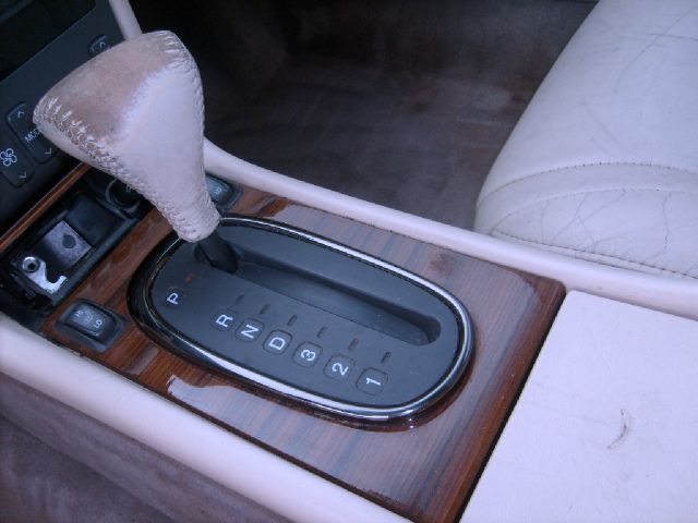 1998 Cadillac Eldorado 5DR 7-pass VAN I4 FWD