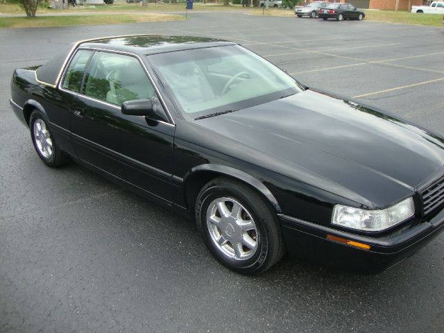 2000 Cadillac Eldorado 5DR 7-pass VAN I4 FWD