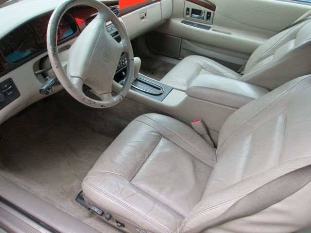 2000 Cadillac Eldorado Base