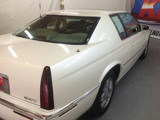 2001 Cadillac Eldorado 2007 Nissan SL