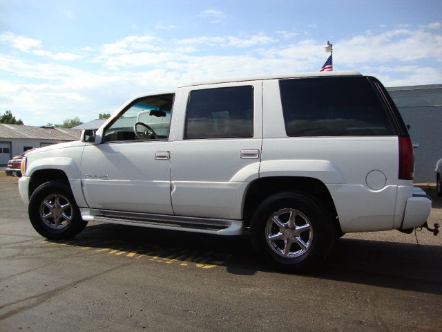 1999 Cadillac Escalade Ram 3500 Diesel 2-WD