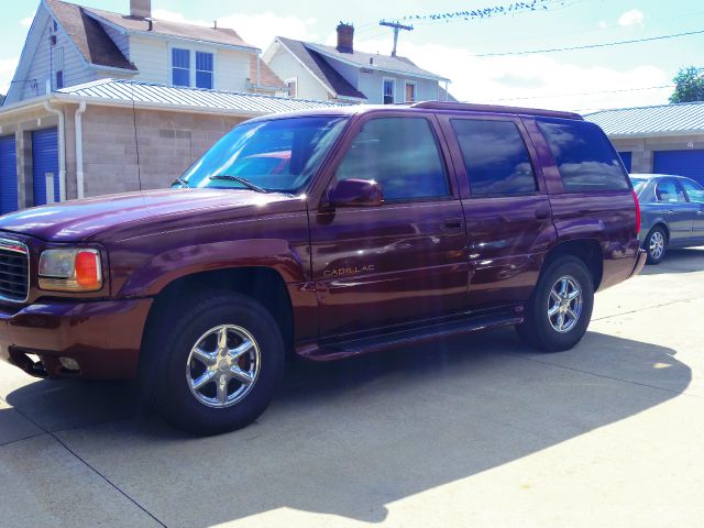 1999 Cadillac Escalade Unknown