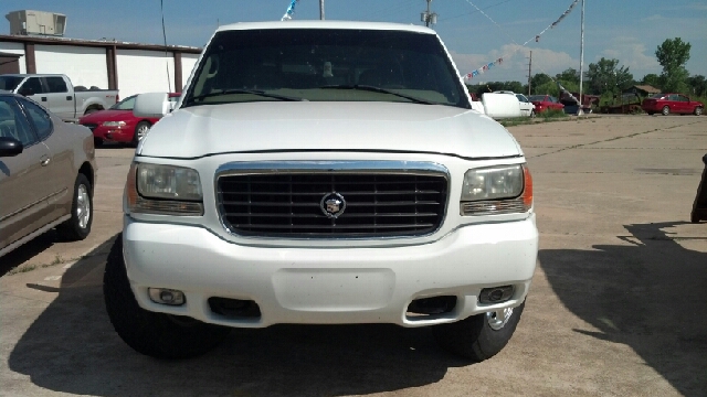 1999 Cadillac Escalade Ram 3500 Diesel 2-WD